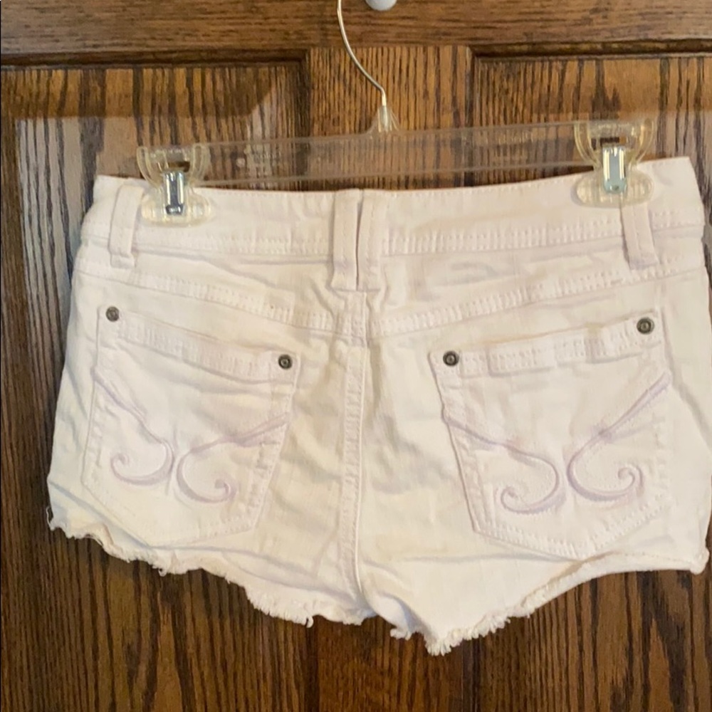 Shorts - Picture 3 of 3